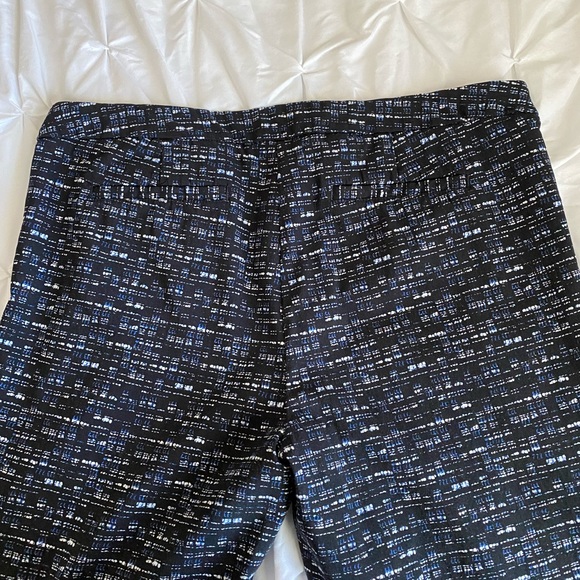 Black, white and blue patterned slacks!  Perfect for the office or a night out! - Picture 3 of 7